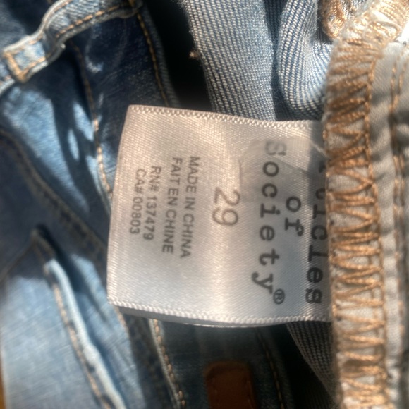 ✨ 2 for $40 SALE | Articles Of Society | 29 | Suzy Jansen Cutoff Jeans - Picture 8 of 8